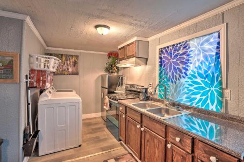 Shreveport Vacation Rental Near Riverfront in Shreveport, USA