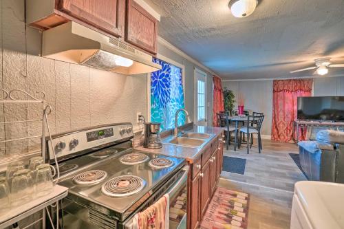 Shreveport Vacation Rental Near Riverfront in Shreveport, USA