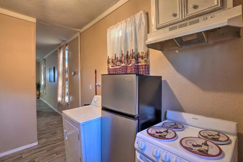 Cozy Shreveport Vacation Rental about 4 Mi to Dtwn in Shreveport, USA