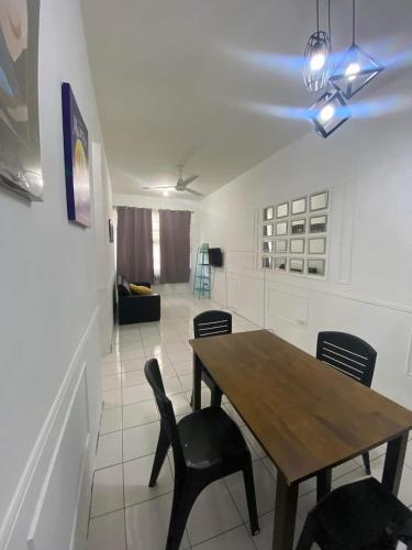 ADWA PERMATA HOMESTAY