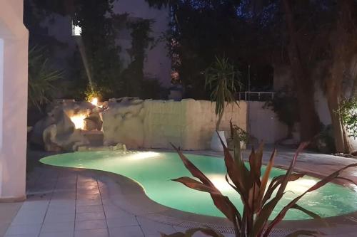 Villa Carthagene /Jacuzzi -swimingpool- Billard