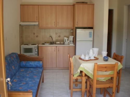 Loukas Inn Family Resort 4