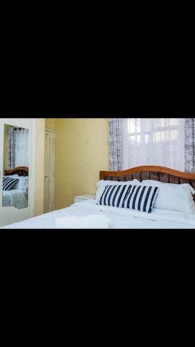 Executive One Bedroom Apartment (Lan’gata)