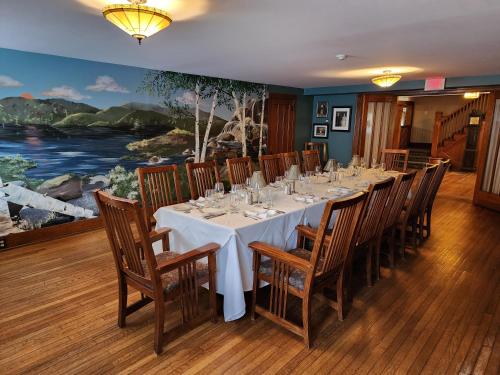 Friends Lake Inn in Chestertown (NY)