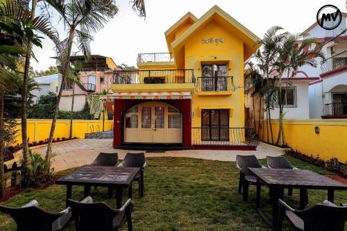 Marigold Villa with Swimming pool - Dhangarwadi