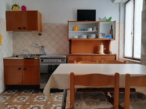  Casa dei Tulipani Tenna Ospitar in 38050 Tenna