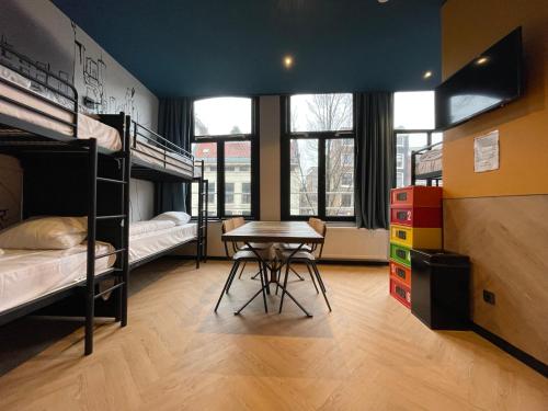 Budget Hostel Heart of Amsterdam - image 11