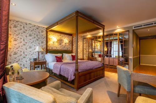 Luxury Double Room-Garden Wing