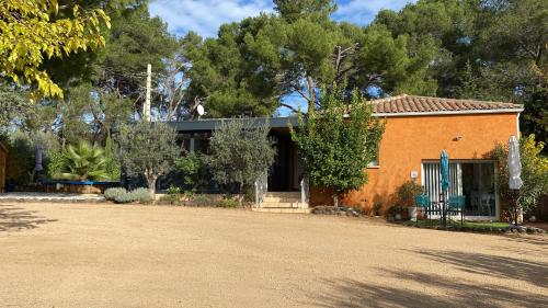 B&B Lacoste - Chambre d'hôtes - Petit ParadyZen - Lac du Salagou - Bed and Breakfast Lacoste