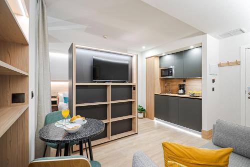 Feelathome Ventas Suites - main image
