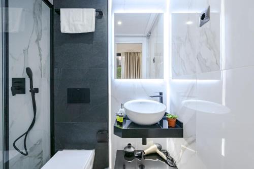 Feelathome Ventas Suites - image 9