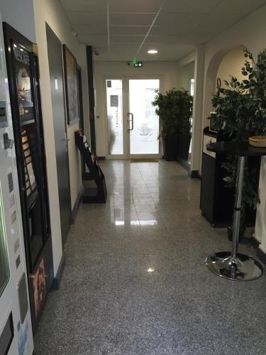 Hôtel Moderne - image 8