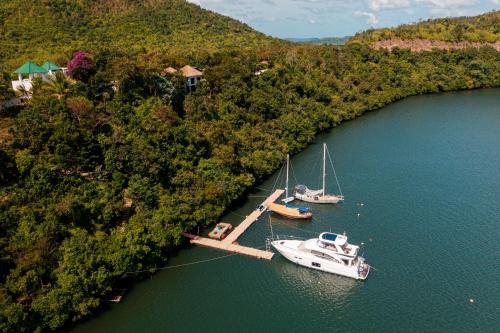 Marina del Sol Resort & Yacht Club