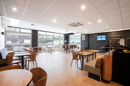 Їжа та напої, B&B HOTEL Paris Rosny-sous-Bois in Росні-су-Буа