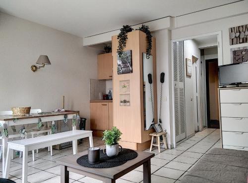 Résidence Graziella Studio 206 - Apartment - Juan-les-Pins