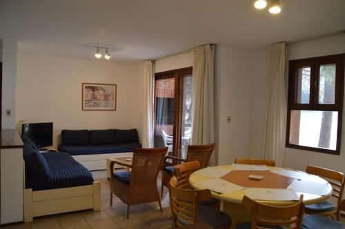 425541805 Rincon del Este Resort