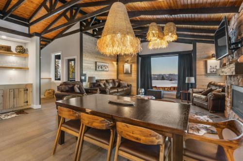 Chalet Monashee - Brand New High-End Property with Amazing Views, Big White (foto 8)