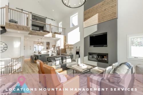 The White Pearl - Amazing Luxury Chalet with Mountain Views - Big White