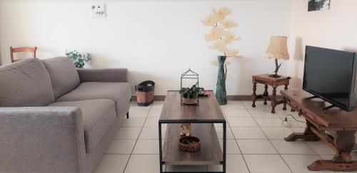 Appartement avec terrasse, garage, au centre-ville de Perros-Guirec - Réf 950
