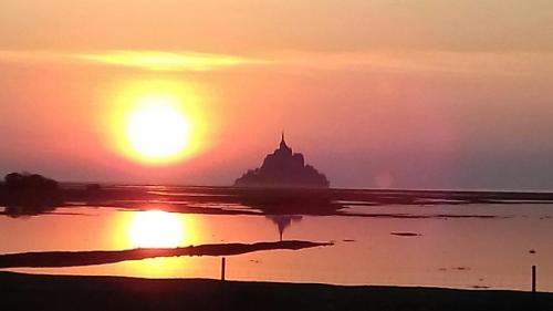 Вид, Le Marquis De La Guintre in Ducey