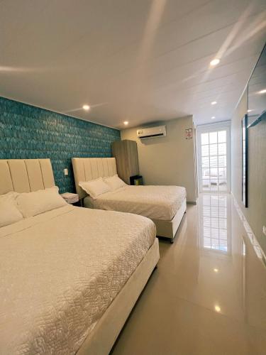 Quadruple Room with Private Bathroom image 6