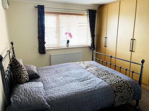 5-Bedroom Cottage in Healing, Grimsby