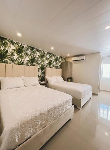 Quadruple Room with Private Bathroom image 5