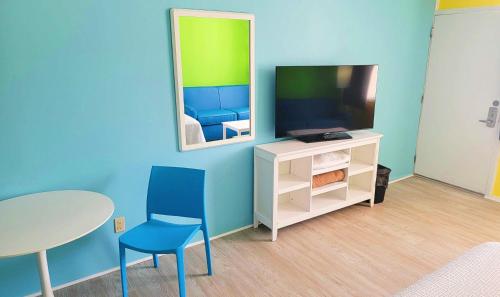 Kokomo Suites - image 11