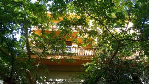WineSpa Oasis in Athens ! – khách sạn tại Pagrati