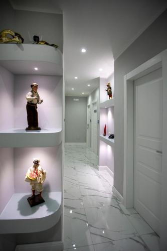 Lady Mary's Luxury Suites 2