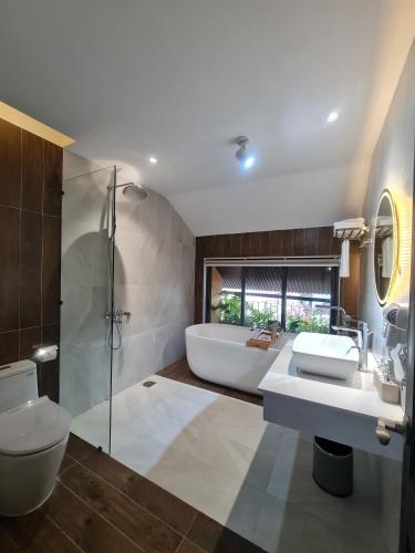 425648840 Hoianan Boutique Hotel