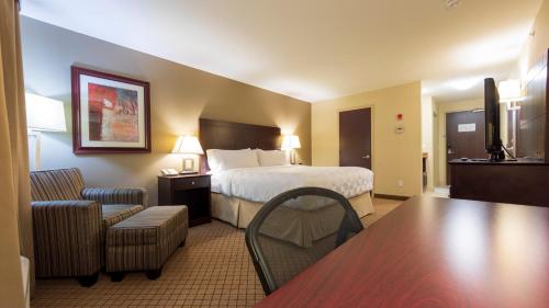 Holiday Inn Hotel and Suites-Kamloops, an IHG Hotel