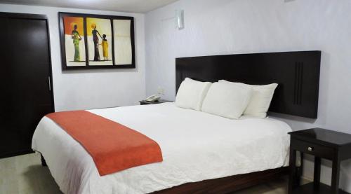 Hotel Barrio Antiguo Room Type - King Room