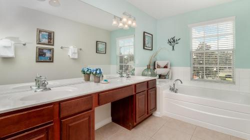 2588 Archfeld Blvd - image 10
