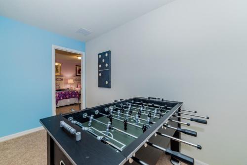8812 Macapa Drive - image 10