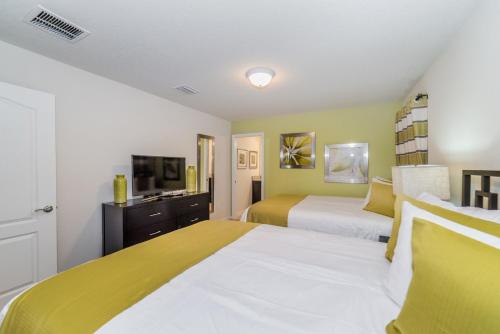 8812 Macapa Drive - image 13