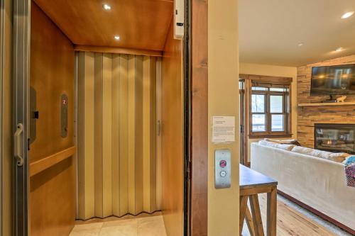 Elegant Frisco Condo with Private Hot Tub and Mtn Views - image 10