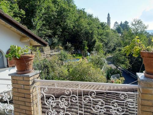 Apkārtne, Villa Rondini in Avegno