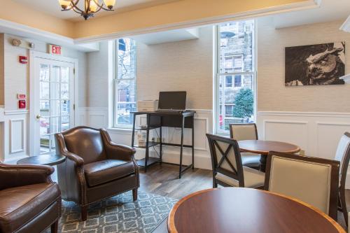 كونويل إن (Conwell Inn) in وسط فيلادلفيا الأدنى