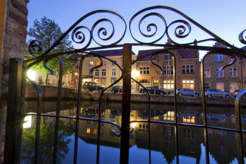 Canalview Hotel Ter Reien - image 13