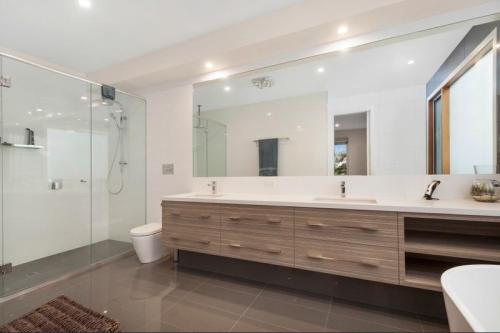 Gorgeous Private Home with 4 BD and Private POOL