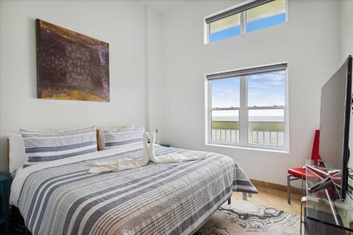 Ocean Grove PH04 - Penthouse Please!