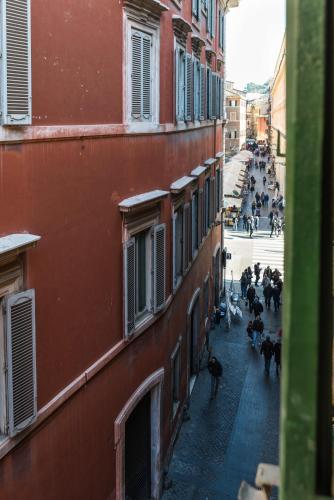 Trevi & Pantheon Luxury Rooms 5
