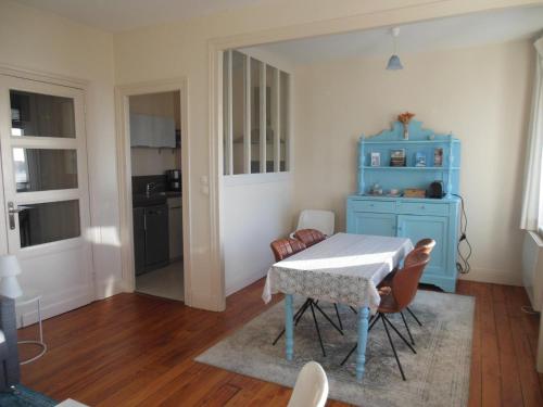 Appartement Boulogne-sur-Mer, 2 pièces, 4 personnes - FR-1-376-112 - Location saisonnière - Boulogne-sur-Mer