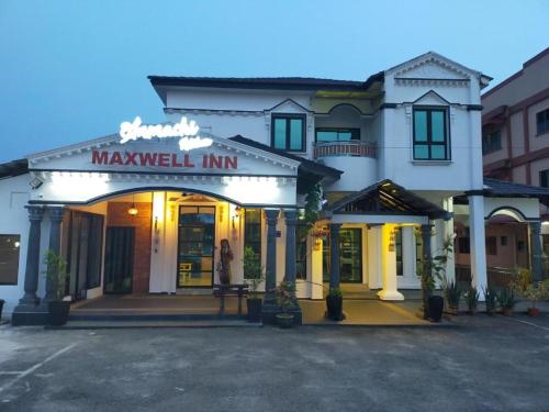 . Capital O 90653 Maxwell Inn Boutique Hotel