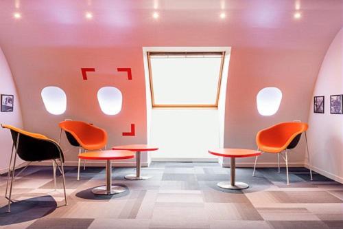 ibis Styles Paris Velizy - image 2