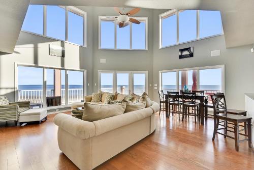 Château Soleil in Galveston, USA