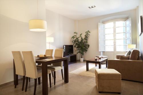 Apartamentos Pinar Malaga Centro