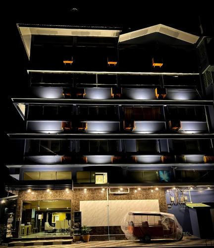 Anandpura Riverside Hotel - 숙소 외관