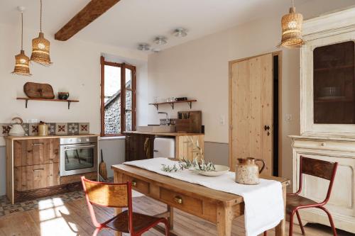 LES APPARTEMENTS DU SAINT THIERS, la Provence dans un coin de la Drôme et l'esprit d'une maison d'hôtes à Saoû - Location saisonnière - Saou